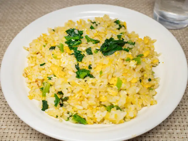 柚子胡椒とほうれん草のチャーハン