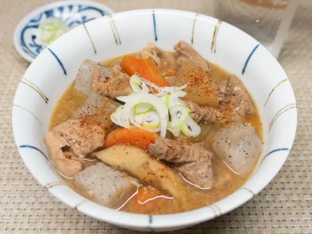 いつもの、豚もつ煮