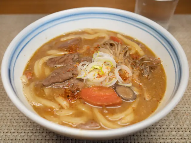 もつと舞茸の味噌煮込みうどん