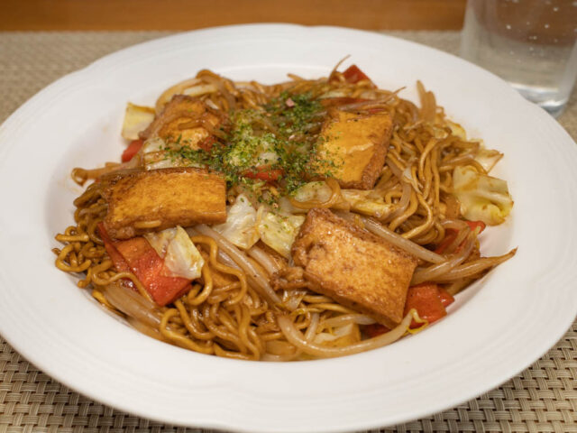 厚揚げ入りマルちゃん正麺・焼きそば