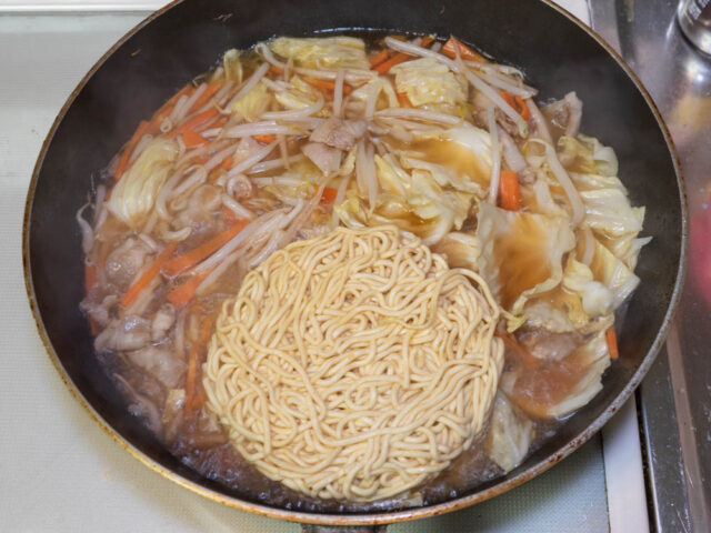 麺をひっくり返した写真