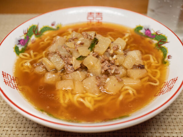 挽肉と大根の醤油ラーメン