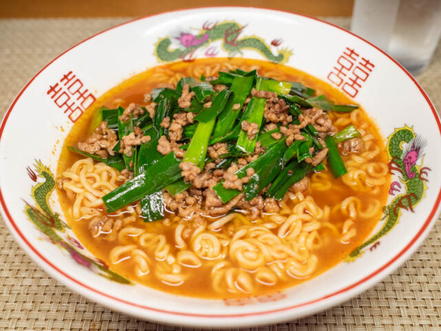 ニラと挽肉の旨辛味噌ラーメン