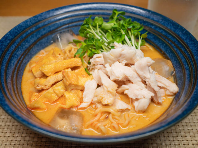 サッポロ一番・豆乳うま辛みそラーメン