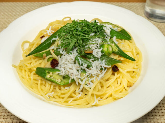 オクラとしらすのパスタ
