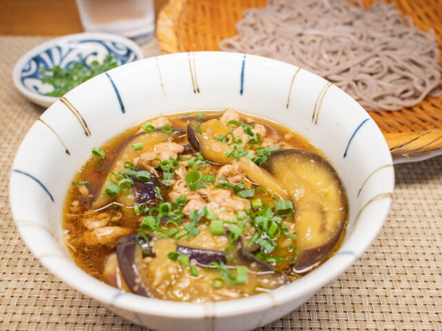 茄子と豚肉のつけ蕎麦