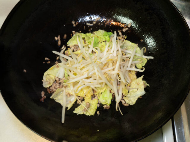 もやしを加えた写真