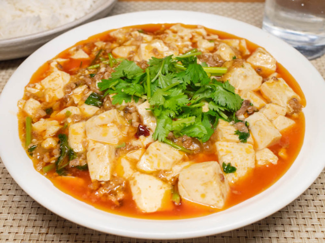 トムヤム麻婆豆腐