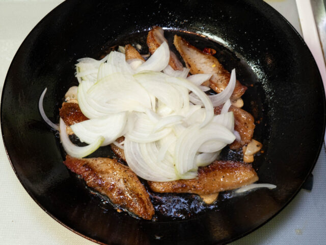 玉ねぎを加えた写真