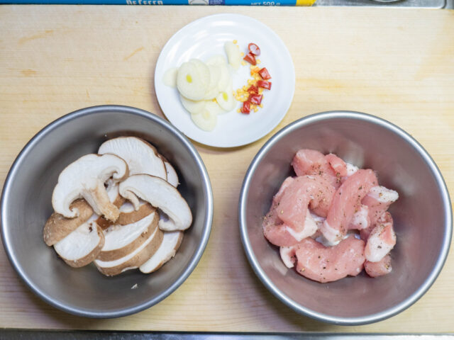 食材の下ごしらえをした写真