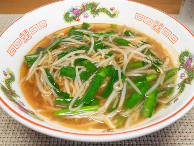 ニラともやしのあんかけラーメン