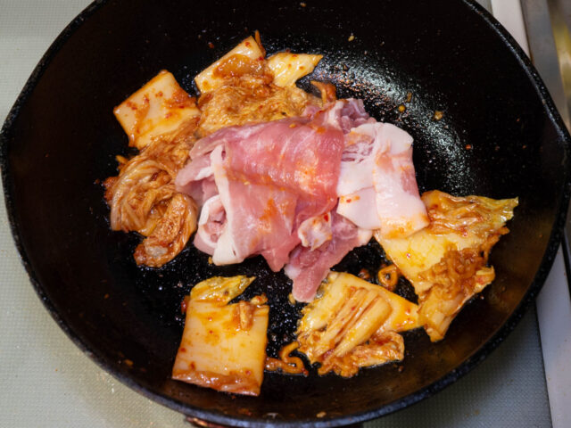 豚肉を加えた写真