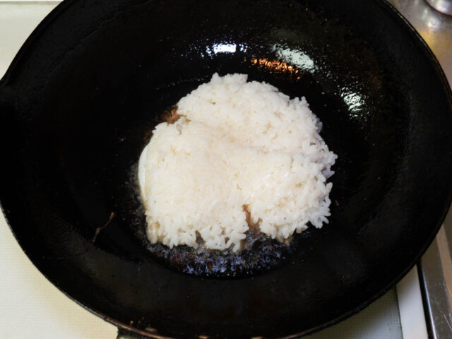 ご飯を加えた写真