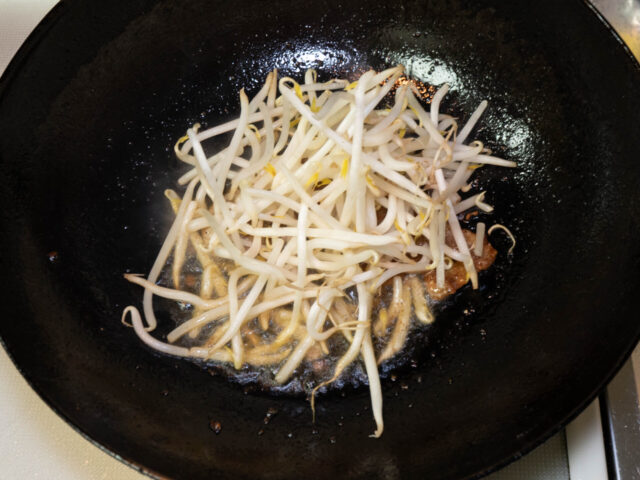 もやしを加えた写真