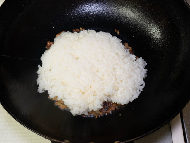 ご飯を加えた写真