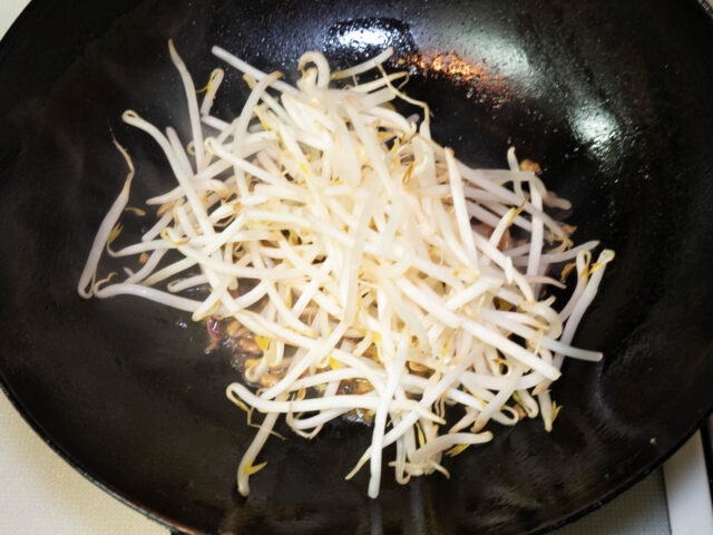 もやしを加えた写真