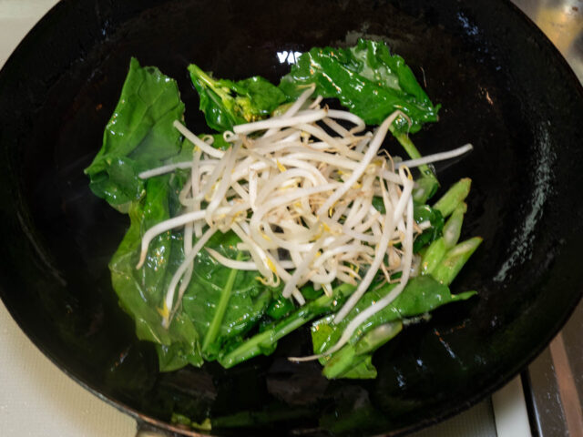 もやしを加えた写真